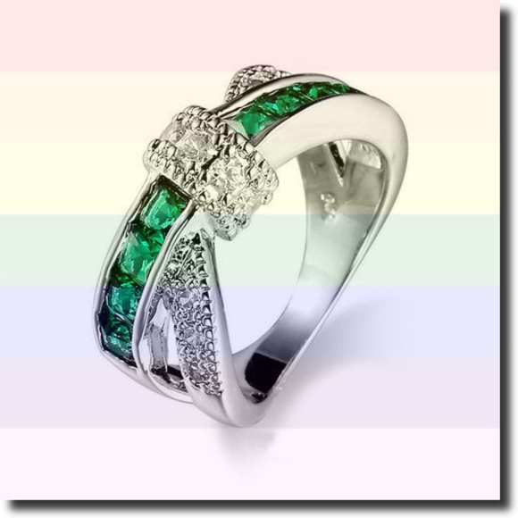 Green Emerald & Rhinestone Chris-Cross Ring Silver - Picture 3 of 5